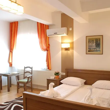 Septimia & Hotel 4*