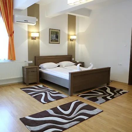 Septimia & Hotel 4*